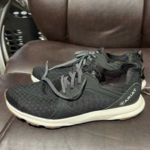 Ariat black everyday shoes. Sz 8.5. Like new.